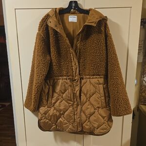 Old Navy Women's Tan Teddy Jacket